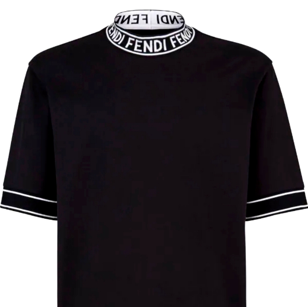 MENS FENDI MOCK COLLAR TSHIRT